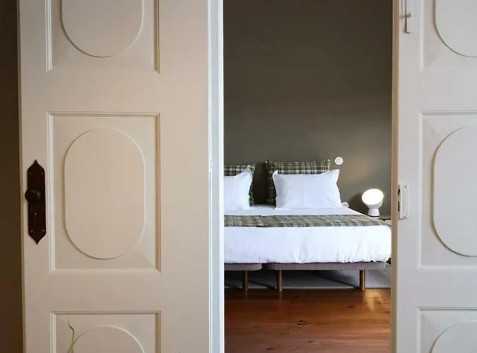 아파트 Com Historia *